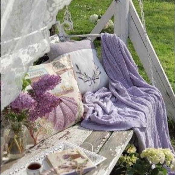 Hello Lovlies🛍 - Picture 4 of 5